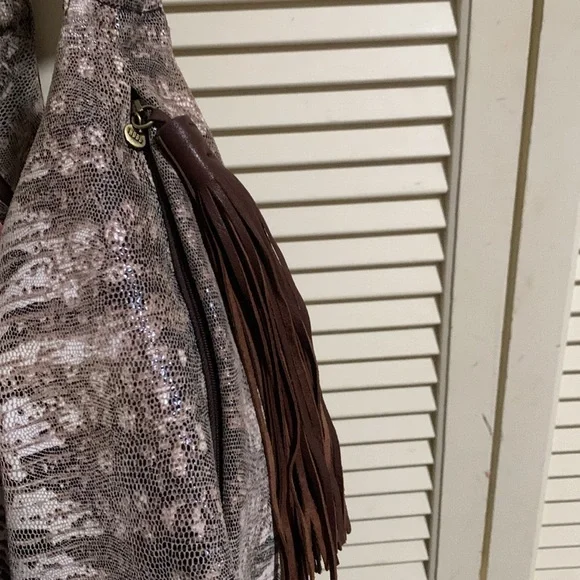 HOBO Gardner Hobo Bag - Picture 4 of 13